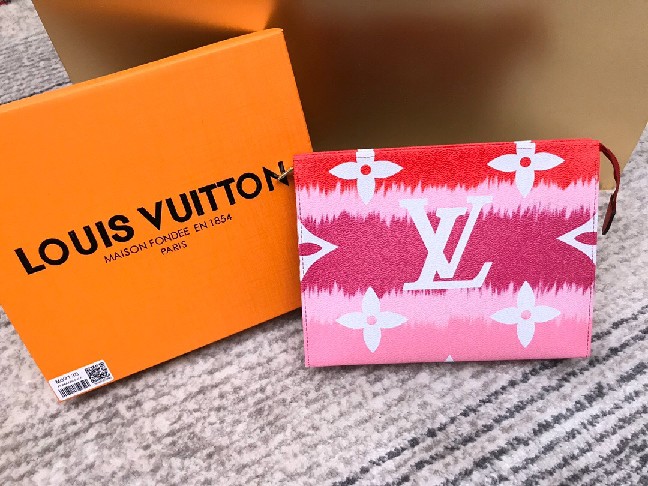 Louis Vuitton LV Monogram TOILET POUCH M68136 Red - Click Image to Close